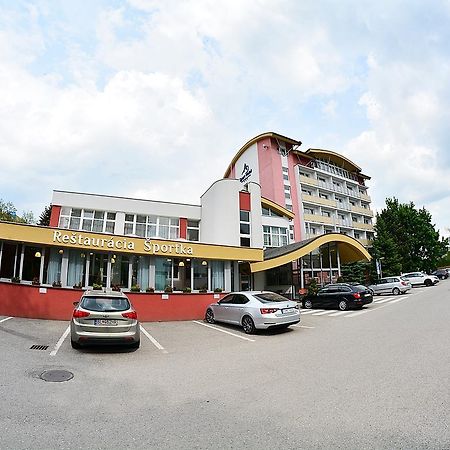 Alexandra Sport Hotel Púchov 외부 사진