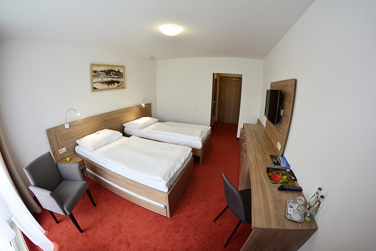 Alexandra Sport Hotel Púchov 외부 사진