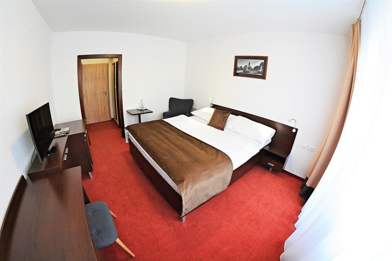 Alexandra Sport Hotel Púchov 외부 사진