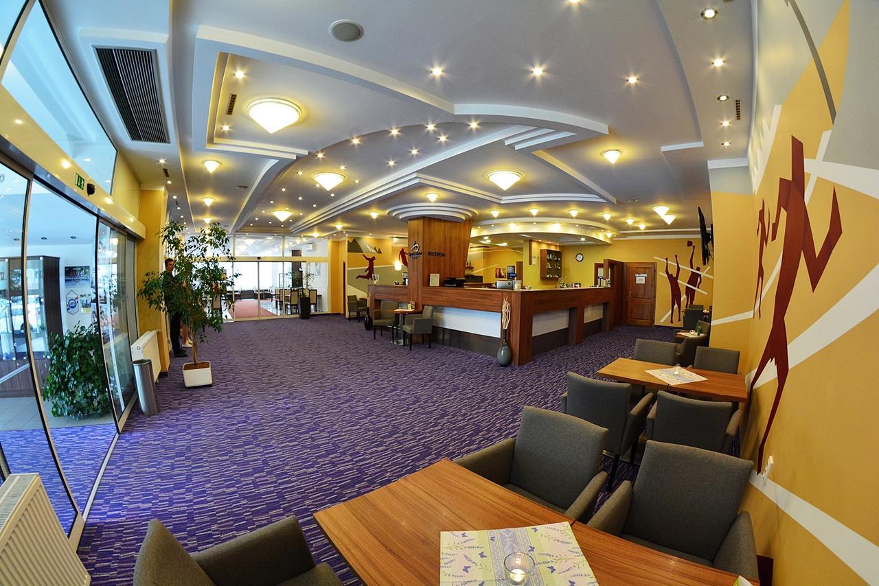 Alexandra Sport Hotel Púchov 외부 사진