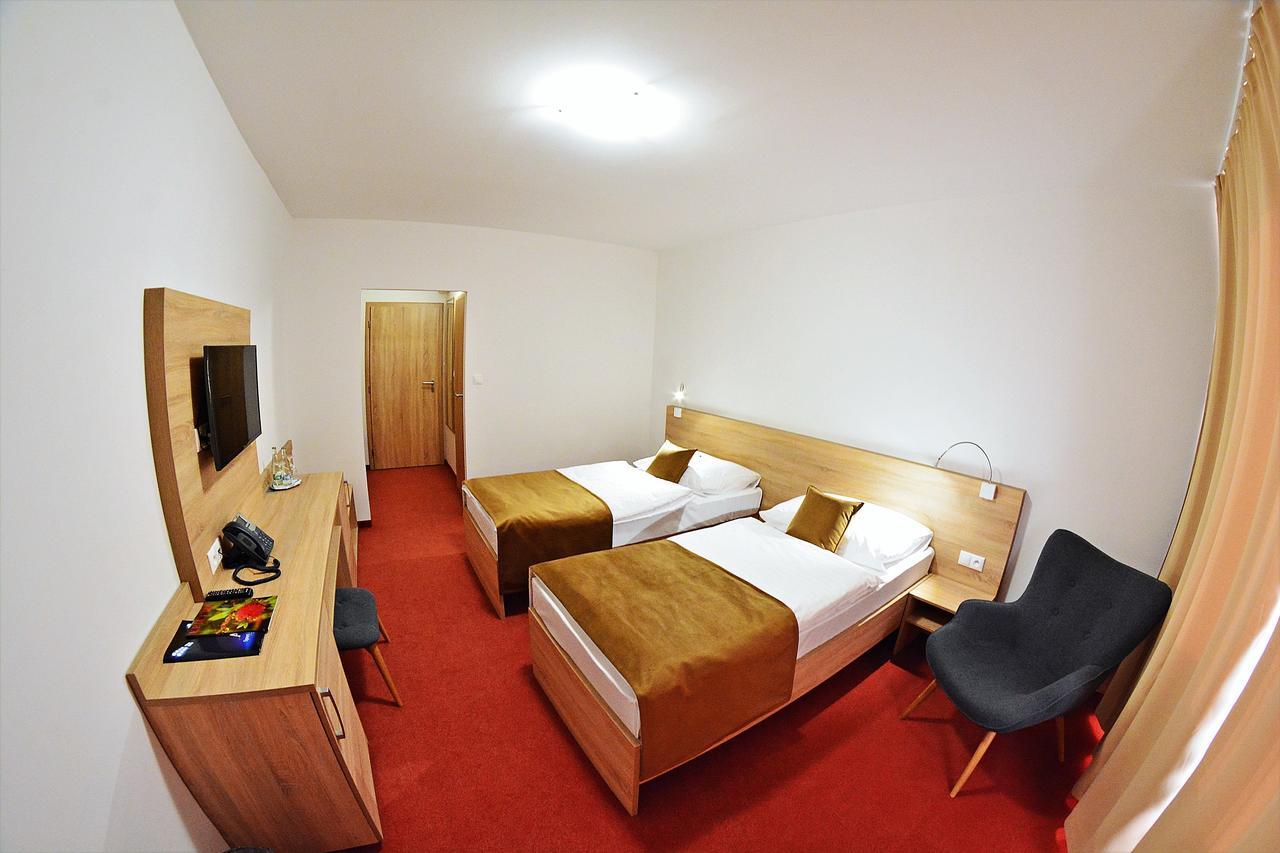 Alexandra Sport Hotel Púchov 외부 사진